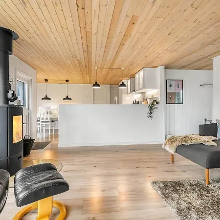 C11098-hemmet-tranevaenget-2 * Hemmet